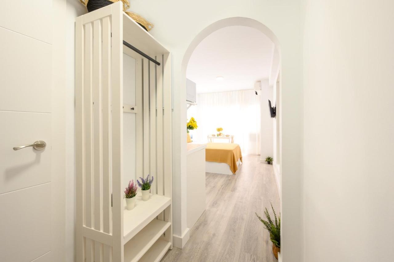 Pinzon 2, City Center By 10Tosea Fuengirola Bagian luar foto
